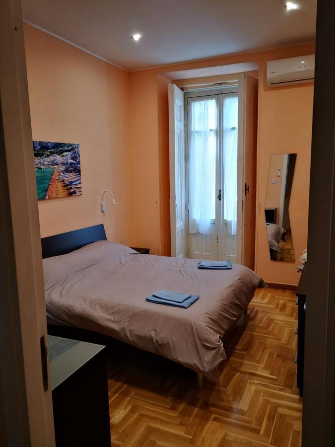 Casa Cupiello Via Chiaia - Casa Vacanze Ad Uso Esclusivo Napoli Dış mekan fotoğraf
