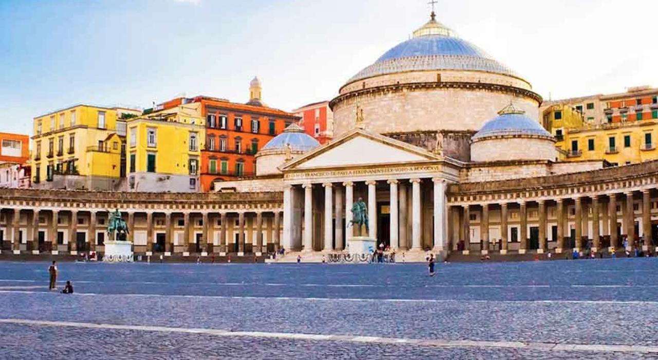 Casa Cupiello Via Chiaia - Casa Vacanze Ad Uso Esclusivo Napoli Dış mekan fotoğraf